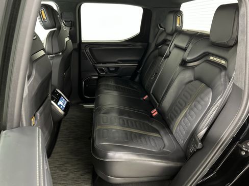 Used 2024 Rivian R1T Adventure AWD/4WD image 21