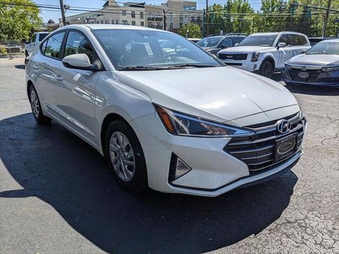 Used 2020 Hyundai Elantra SE w/ Cargo Package (C1) FWD image 6