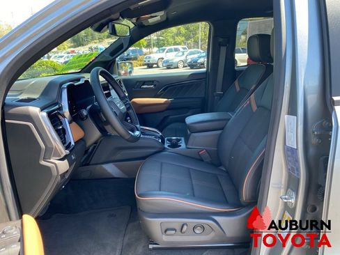 Used 2025 GMC Canyon AT4 AWD/4WD image 29