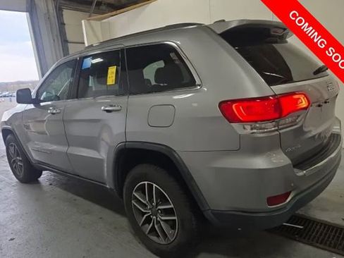 Used 2019 Jeep Grand Cherokee Limited image 2