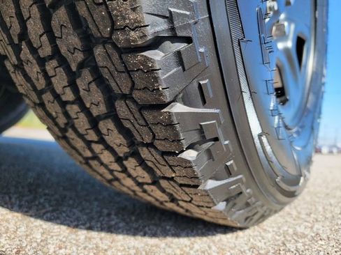 Certified 2024 Jeep Wrangler Unlimited Sport AWD/4WD image 19
