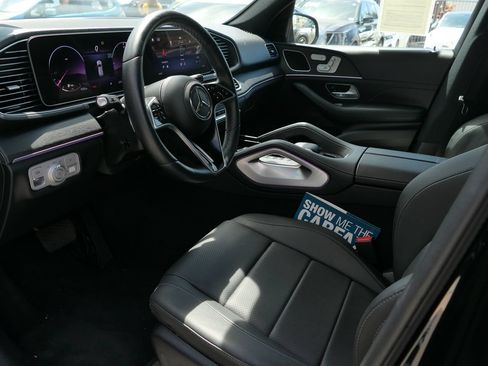 Used 2025 Mercedes-Benz GLE 450 4MATIC image 8
