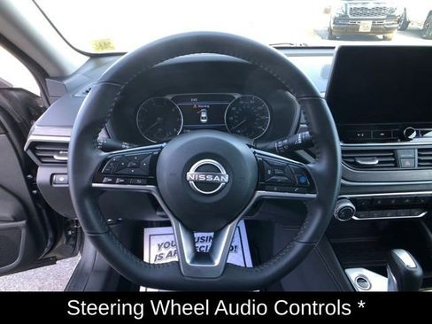 Certified 2024 Nissan Altima 2.5 SV w/ SV Premium Package image 17