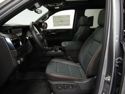 New 2026 GMC Yukon XL AT4 w/ AT4 Premium Plus Package image 33