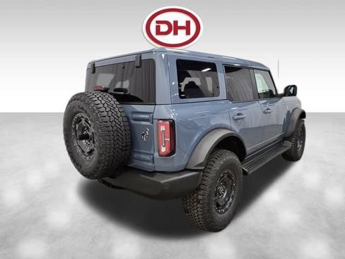 New 2025 Ford Bronco Outer Banks w/ Sasquatch Package image 12