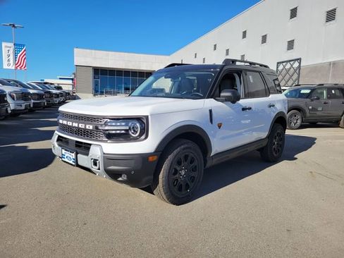 New 2025 Ford Bronco Sport Badlands w/ Badlands Tech Package image 2