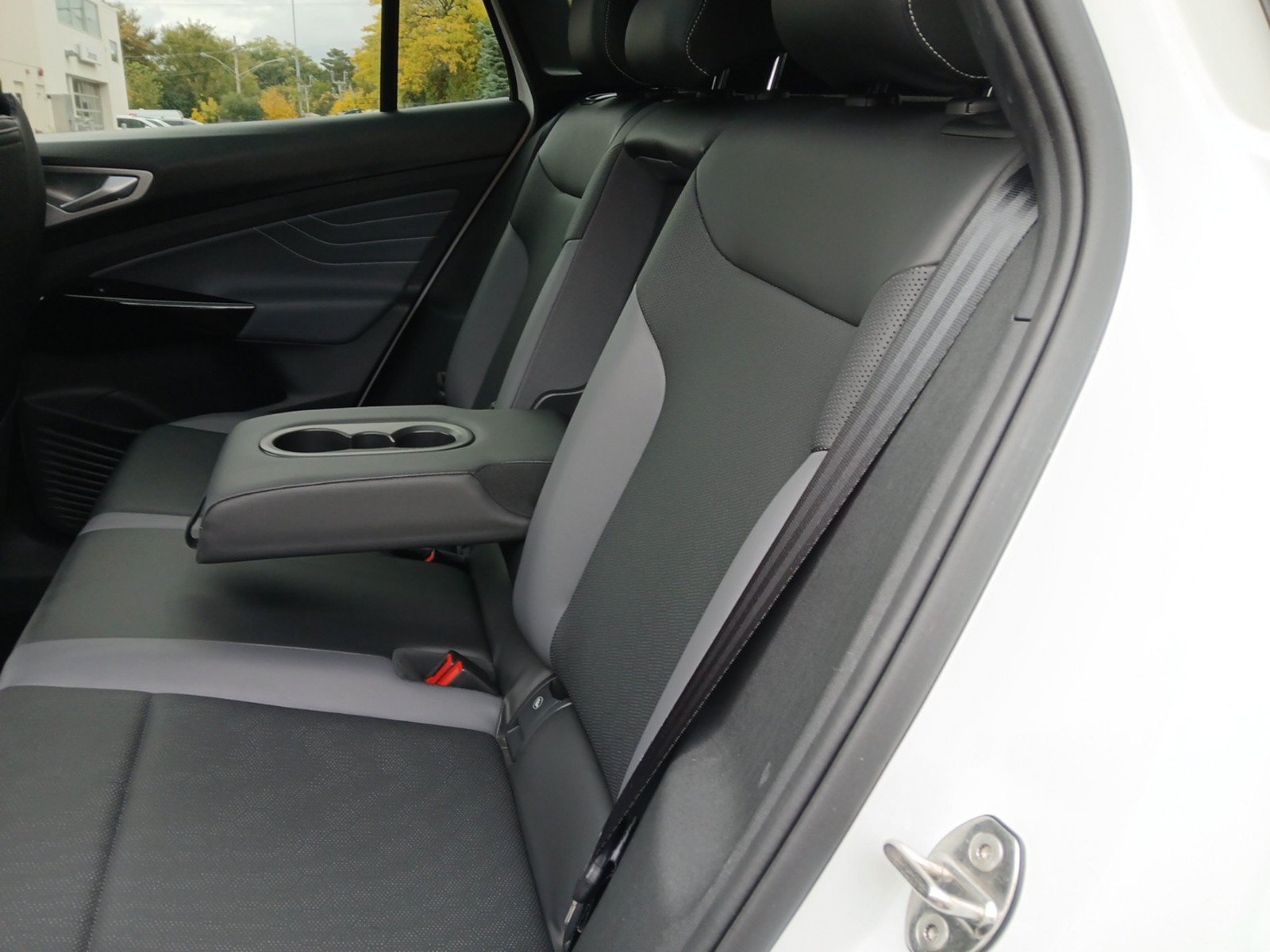 Used 2023 Volkswagen ID.4 Pro S AWD/4WD image 22