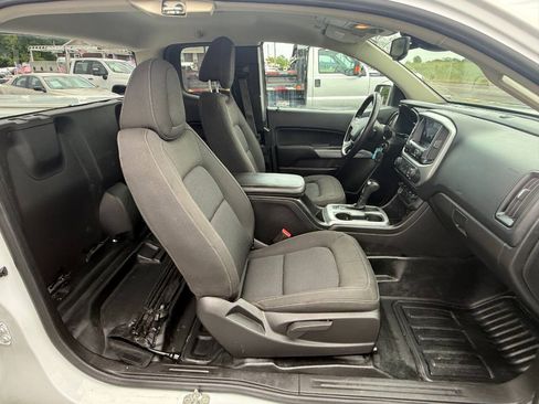 Used 2021 Chevrolet Colorado LT w/ Fleet Safety Package AWD/4WD image 10