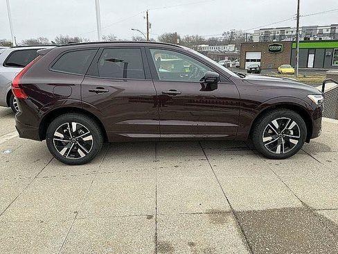 New 2026 Volvo XC60 B5 Plus w/ Protection Package Premier AWD/4WD image 7