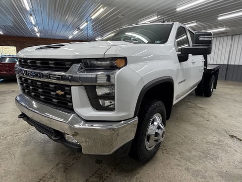 Used 2023 Chevrolet Silverado 3500 LT w/ Convenience Package image 5