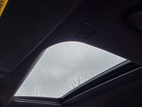 Used 2019 Dodge Charger Scat Pack w/ Daytona Edition Group image 6