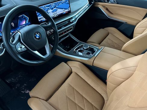 Used 2026 BMW X5 xDrive40i image 11