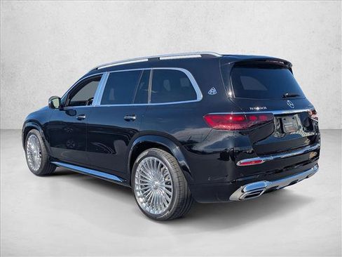 New 2026 Mercedes-Benz Maybach GLS 600 4MATIC image 8