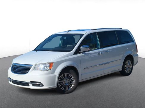 Used 2011 Chrysler Town & Country Limited image 1