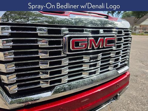 Used 2024 GMC Sierra 2500 Denali w/ Denali Reserve Package AWD/4WD image 25
