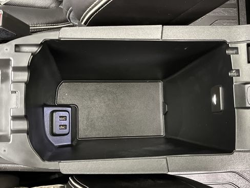 Used 2019 GMC Terrain Denali w/ Advanced Safety Package AWD/4WD image 27