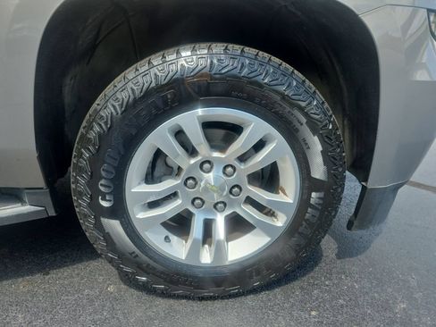 Used 2017 Chevrolet Tahoe LT AWD/4WD image 9