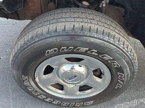 Used 2005 Ford F150 XLT AWD/4WD image 23
