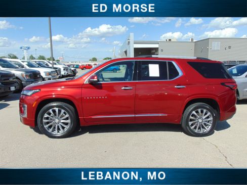 Used 2023 Chevrolet Traverse Premier w/ LPO, Floor Liner Package AWD/4WD image 2