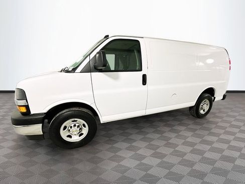 Used 2024 Chevrolet Express 2500 w/ Driver Convenience Package image 4