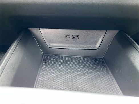 Used 2026 Chevrolet Equinox ACTIV w/ Convenience Package III image 25