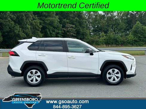 Used 2023 Toyota RAV4 LE FWD image 8