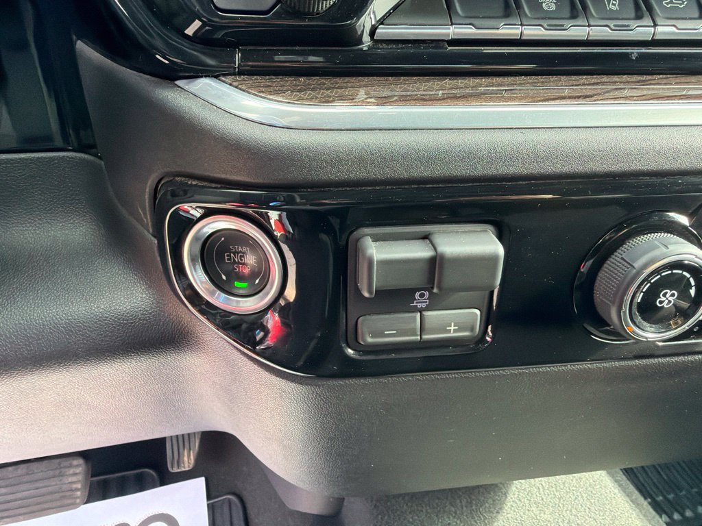 Used 2026 Chevrolet Silverado 2500 LT AWD/4WD image 31