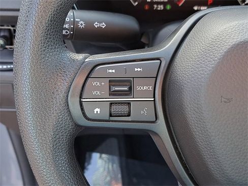 Certified 2023 Honda CR-V LX image 22