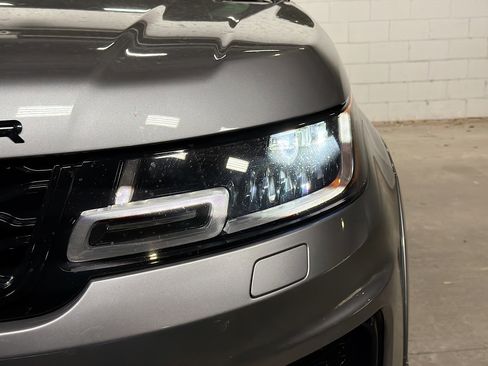 Used 2022 Land Rover Range Rover Sport SVR image 8