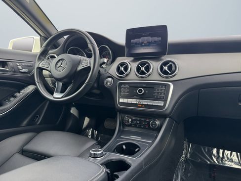 Used 2018 Mercedes-Benz GLA 250 4MATIC w/ Convenience Package image 14