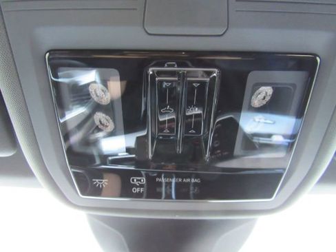 Used 2022 Audi Q4 e-tron Premium Plus w/ Premium Plus image 51