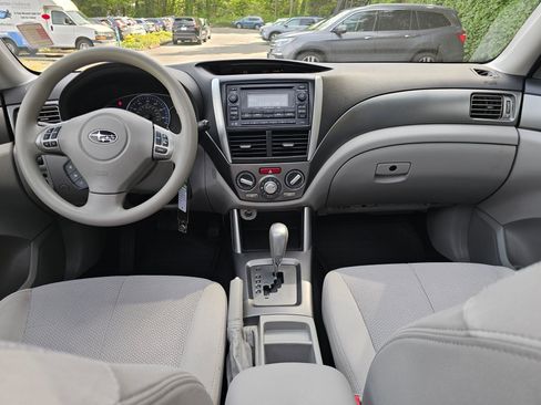 Used 2012 Subaru Forester 2.5X Premium w/ All-Weather Pkg AWD/4WD image 21