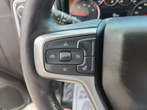 Used 2022 Chevrolet Silverado 3500 LT w/ Convenience Package AWD/4WD image 28
