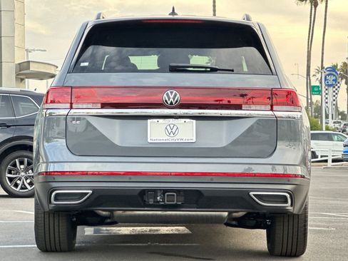 New 2026 Volkswagen Atlas SE FWD image 6