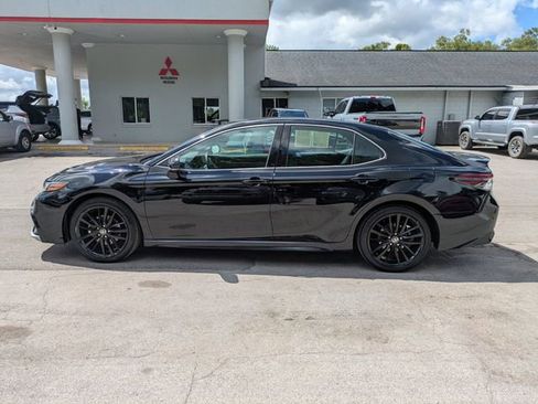 Used 2024 Toyota Camry XSE FWD image 7