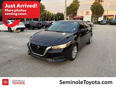 Used 2022 Nissan Sentra S FWD image 1