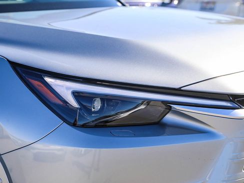 New 2026 Lexus TX 500h AWD image 8