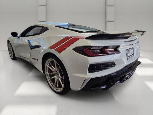 Used 2027 Chevrolet Corvette Grand Sport w/ Grand Sport Launch Edition RWD image 3