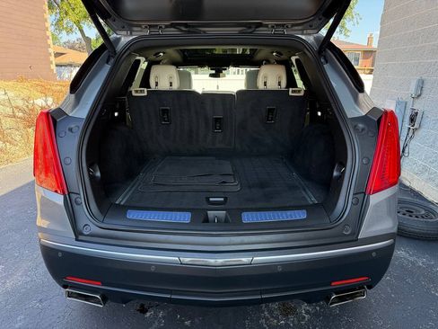 Used 2017 Cadillac XT5 Luxury w/ Driver Awareness Package FWD image 21