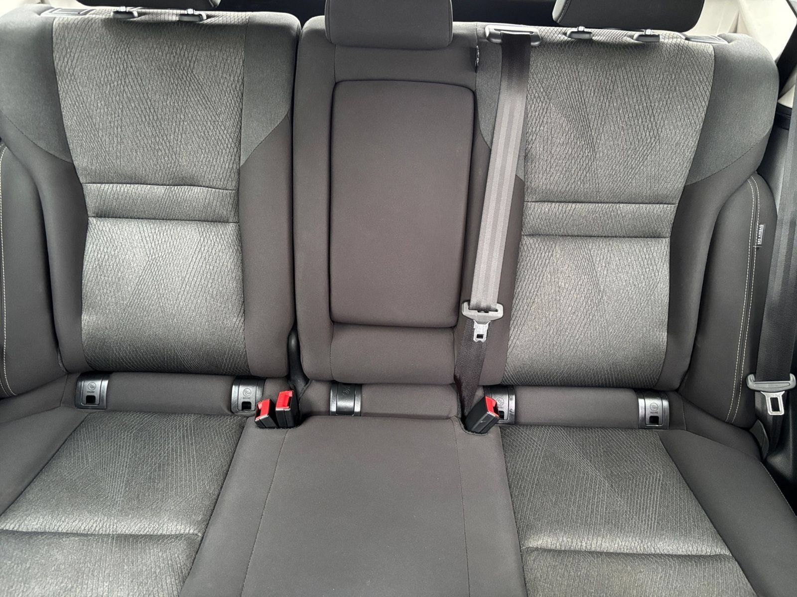 Used 2025 Nissan Rogue SV FWD image 39