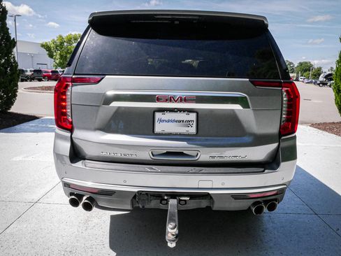 Used 2023 GMC Yukon Denali w/ LPO, Floor Liner Package AWD/4WD image 10