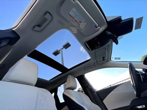 Used 2024 Lexus RX 450h AWD w/ Luxury Package image 14