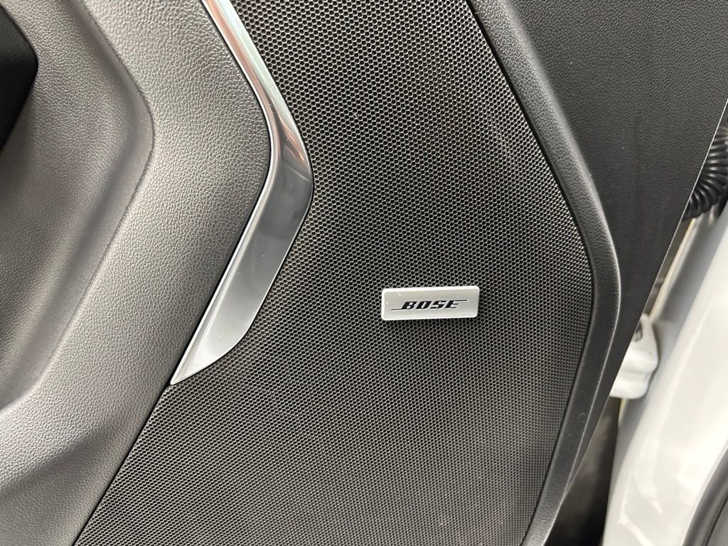 Used 2022 Chevrolet Suburban LT AWD/4WD image 37
