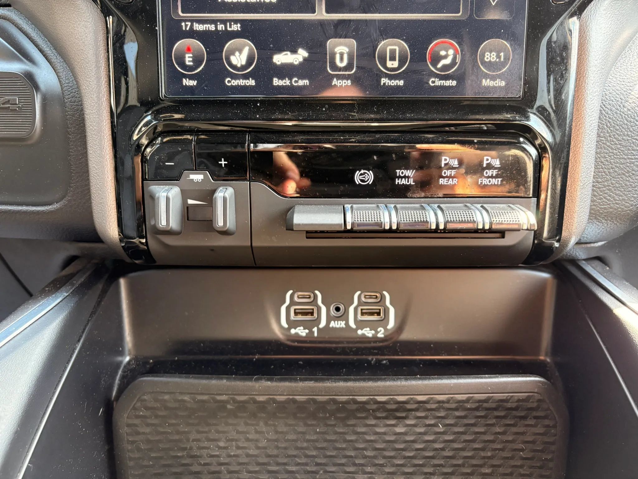 Used 2021 RAM 3500 Laramie w/ Night Edition AWD/4WD image 23