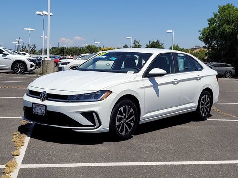Used 2025 Volkswagen Jetta S FWD image 10