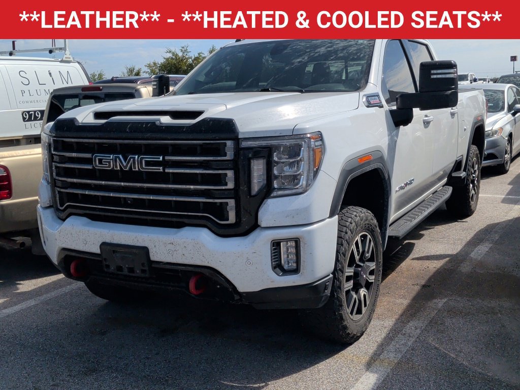 Used 2022 GMC Sierra 2500 AT4 w/ AT4 Preferred Package AWD/4WD image 3