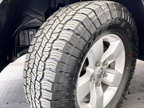 Used 2021 RAM 1500 Tradesman w/ Power & Remote Entry Group image 31