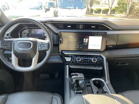 Used 2024 GMC Sierra 1500 Denali w/ Denali Reserve Package image 29