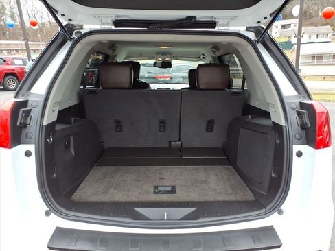 Used 2010 GMC Terrain SLT image 7