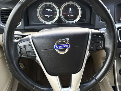 Used 2012 Volvo S60 T5 image 11